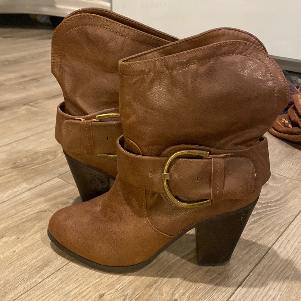 Rampage Heeled Brown Bootie size 9 NW